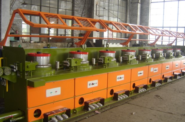 “變頻技術是如何應用拉絲機上的？”