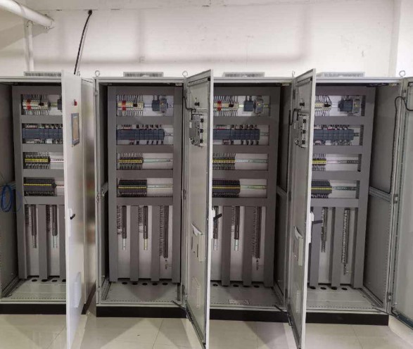 “為PLC控制柜安排合理的接線能夠使柜體更加美觀?！? />
</p>
<p style=